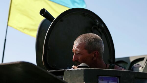 Украинский военнослужащий. Архивное фото Украинский военнослужащий. Архивное фото