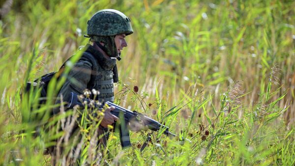 Военнослужащий. Архивное фото Военнослужащий. Архивное фото