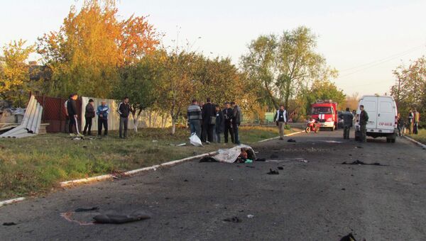 Последствия обстрела поселка Сартана, Мариуполь 14 октября 2014 Последствия обстрела поселка Сартана, Мариуполь 14 октября 2014