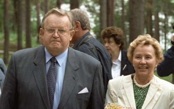 Президент Финляндии Марти Ахтисаари, его супруга Эва Ахтисаари Президент Финляндии Марти Ахтисаари, его супруга Эва Ахтисаари