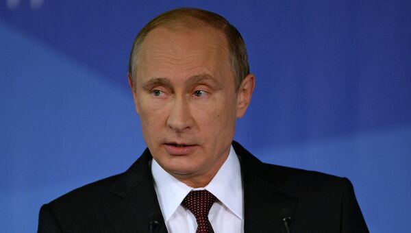 Президент России Владимир Путин выступает на итоговой пленарной сессии XI заседания Международного дискуссионного клуба Валдай в Сочи Президент России Владимир Путин выступает на итоговой пленарной сессии XI заседания Международного дискуссионного клуба Валдай в Сочи