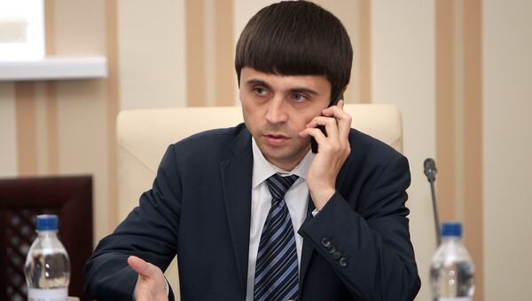 Заместитель председателя Совета министров Республики Крым Руслан Бальбек. Архивное фото Заместитель председателя Совета министров Республики Крым Руслан Бальбек. Архивное фото