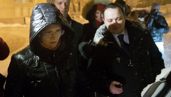 Светлана Давыдова после освобождения из СИЗО Лефортово в Москве Светлана Давыдова после освобождения из СИЗО Лефортово в Москве