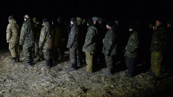 Обмен пленными между ополченцами и украинскими силовикам. Архивное фото Обмен пленными между ополченцами и украинскими силовикам. Архивное фото