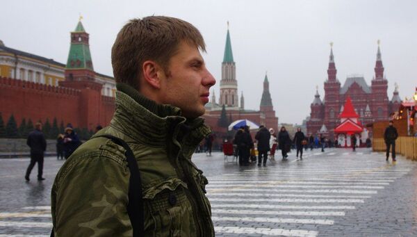 Депутат Верховной рады Алексей Гончаренко на шествии памяти Немцова в Москве Депутат Верховной рады Алексей Гончаренко на шествии памяти Немцова в Москве