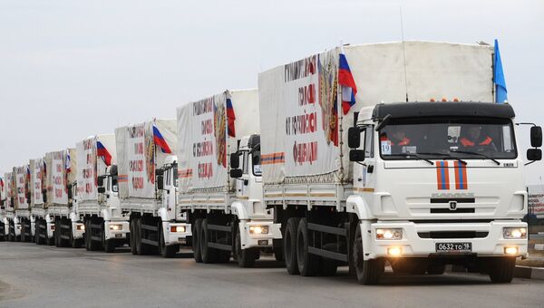 Очередная колонна МЧС России с гуманитарной помощью для жителей Донбасса. Архивное фото Очередная колонна МЧС России с гуманитарной помощью для жителей Донбасса. Архивное фото