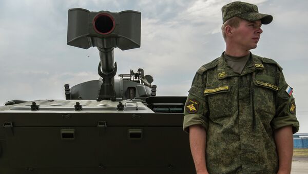 Самоходная артиллерийская 120-миллиметровая установка 2C34 Хоста . Архивное фото Самоходная артиллерийская 120-миллиметровая установка 2C34 Хоста . Архивное фото