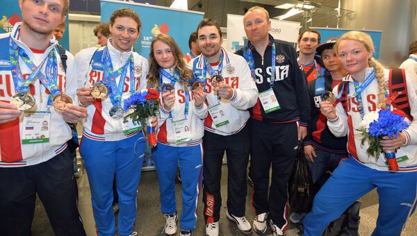 Встреча сборной России, прибывшей с XVIII Сурдлимпийских игр Встреча сборной России, прибывшей с XVIII Сурдлимпийских игр