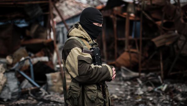 Ополченец Донецкой народной республики ДНР. Архивное фото Ополченец Донецкой народной республики ДНР. Архивное фото