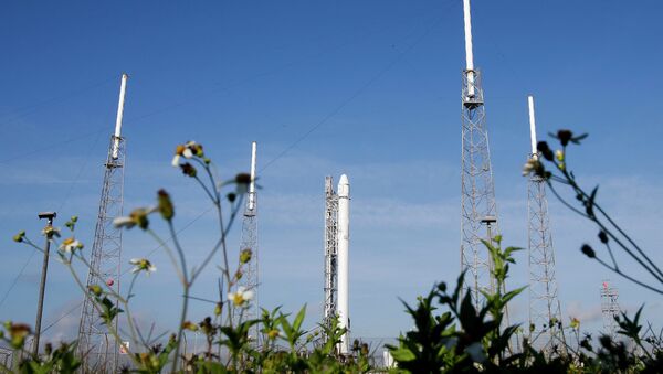 Ракета Falcon 9, архивное фото Ракета Falcon 9, архивное фото