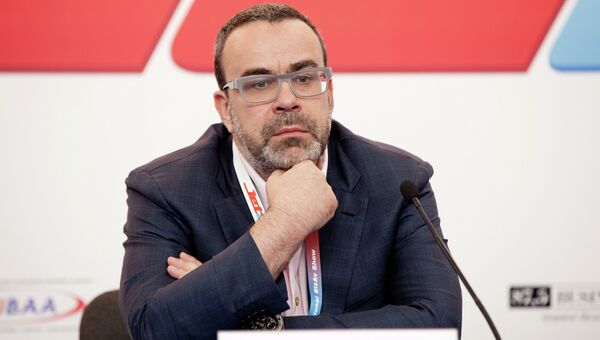 Старший вице-президент по продажам ГСС Евгений Андрачников Старший вице-президент по продажам ГСС Евгений Андрачников