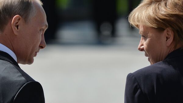 Церемония возложения цветов к Могиле Неизвестного солдата президентом РФ В.Путиным и канцлером Германии А.Меркель Церемония возложения цветов к Могиле Неизвестного солдата президентом РФ В.Путиным и канцлером Германии А.Меркель