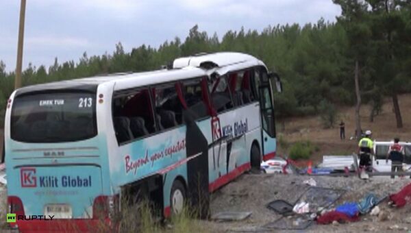 Полиция на месте аварии экскурсионного автобуса в Турции Полиция на месте аварии экскурсионного автобуса в Турции