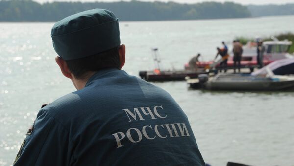 Поисковые работы в акватории Истринского водохранилища. Архивное фото Поисковые работы в акватории Истринского водохранилища. Архивное фото