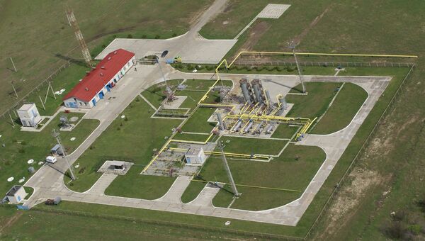 Работа предприятия Черноморнефтегаз в Крыму. Архивное фото Работа предприятия Черноморнефтегаз в Крыму. Архивное фото