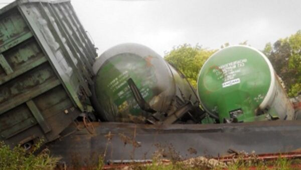 Сход цистерн с газом в Свердловской области Сход цистерн с газом в Свердловской области