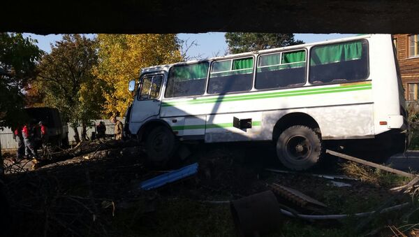 Ликвидация последствий ДТП с участием автобуса с детьми под Хабаровском. Ликвидация последствий ДТП с участием автобуса с детьми под Хабаровском.