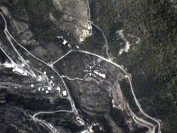 Самолеты российских Воздушно-космических сил нанесли точечные удары по укрепленному опорному пункту боевиков в провинции Латакия Самолеты российских Воздушно-космических сил нанесли точечные удары по укрепленному опорному пункту боевиков в провинции Латакия