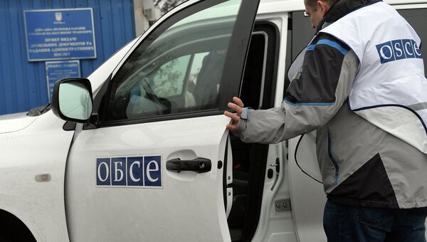 Наблюдатели ОБСЕ. Архивное фото Наблюдатели ОБСЕ. Архивное фото