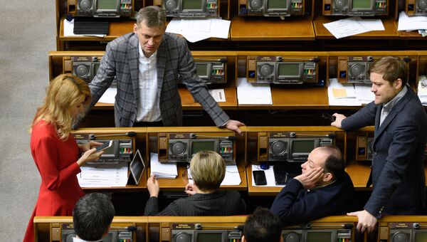 Депутаты на заседании Верховной рады Украины. Архивное фото Депутаты на заседании Верховной рады Украины. Архивное фото