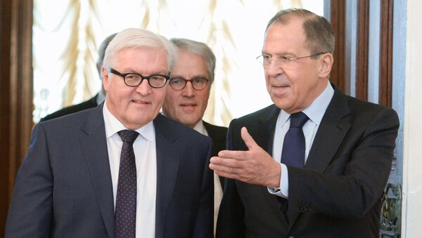 Министр иностранных дел России Сергей Лавров и министр иностранных дел Германии Франк-Вальтер Штайнмайер. Архивное фото Министр иностранных дел России Сергей Лавров и министр иностранных дел Германии Франк-Вальтер Штайнмайер. Архивное фото