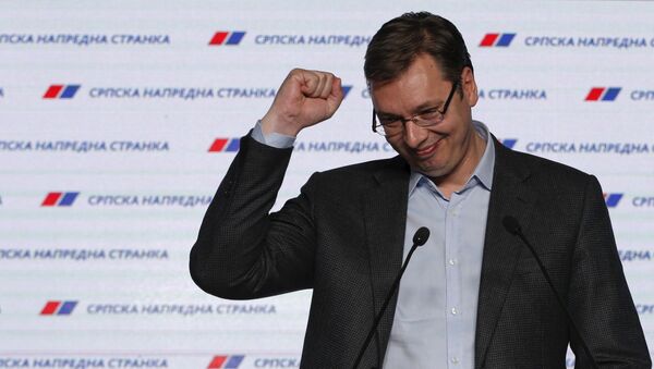 Премьер Сербии Александр Вучич празднует победу на парламентских выборах Премьер Сербии Александр Вучич празднует победу на парламентских выборах