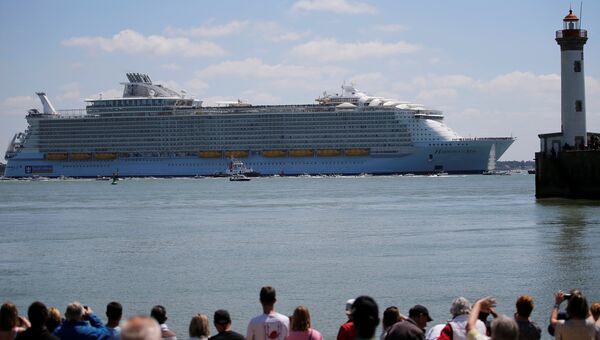 Самый большой круизный лайнер в мире — Harmony of the seas Самый большой круизный лайнер в мире — Harmony of the seas