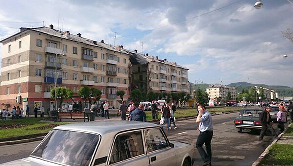 Обрушении подъезда в Междуреченске. Архивное фото Обрушении подъезда в Междуреченске. Архивное фото