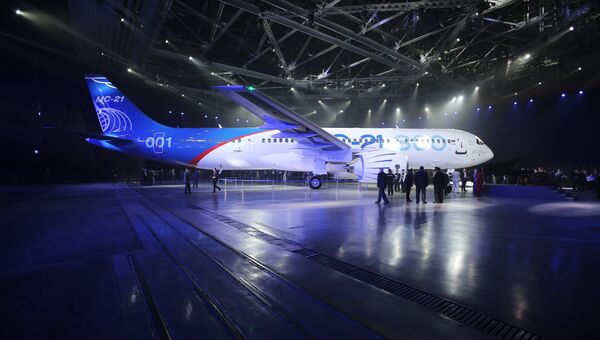 Выкатка нового пассажирского самолета МС-21 в Иркутске Выкатка нового пассажирского самолета МС-21 в Иркутске