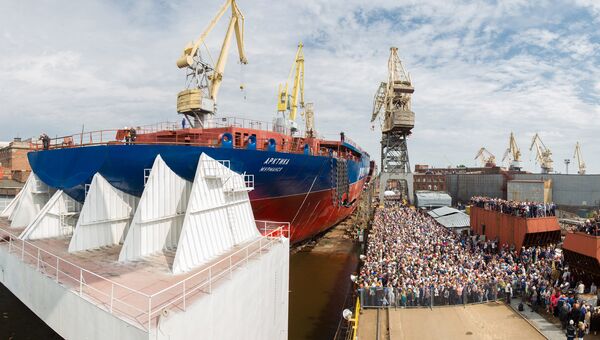 Церемония спуска на воду головного атомного ледокола проекта Арктика на Балтийском заводе в Санкт-Петербурге. Архивное фото Церемония спуска на воду головного атомного ледокола проекта Арктика на Балтийском заводе в Санкт-Петербурге. Архивное фото
