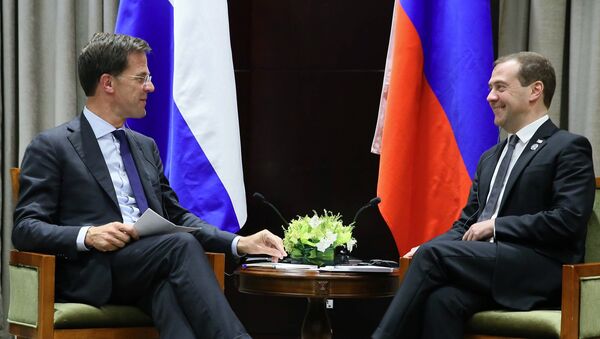 Дмитрий Медведев и премьер-министр Нидерландов Марк Рютте на саммите АСЕМ в Монголии Дмитрий Медведев и премьер-министр Нидерландов Марк Рютте на саммите АСЕМ в Монголии