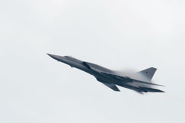 Дальний сверхзвуковой бомбардировщик-ракетоносец Ту-22 М3 Дальний сверхзвуковой бомбардировщик-ракетоносец Ту-22 М3