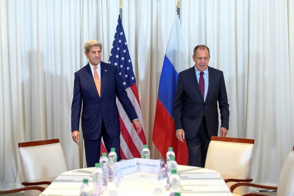 Глава МИД РФ Сергей Лавров и госсекретарь США Джон Керри на переговорах по урегулированию сирийского кризиса в Женеве, Швейцария. 26 августа 2016 Глава МИД РФ Сергей Лавров и госсекретарь США Джон Керри на переговорах по урегулированию сирийского кризиса в Женеве, Швейцария. 26 августа 2016