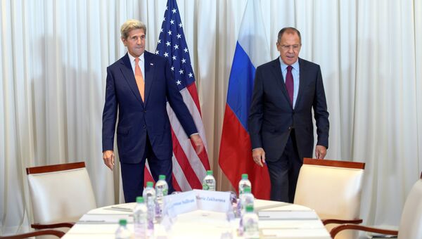 Глава МИД РФ Сергей Лавров и госсекретарь США Джон Керри. Архивное фото Глава МИД РФ Сергей Лавров и госсекретарь США Джон Керри. Архивное фото