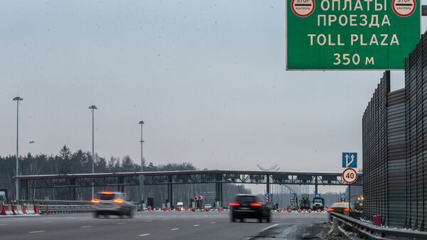 Участок автомобильной дороги М-11 Москва-Санкт-Петербург. Архивное фото Участок автомобильной дороги М-11 Москва-Санкт-Петербург. Архивное фото