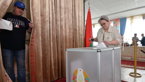 Парламентские выборы в Белоруссии. Архивное фото Парламентские выборы в Белоруссии. Архивное фото