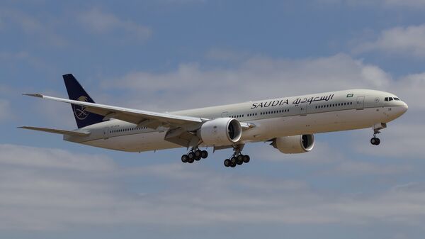 Самолет Boeing-777-200 авиакомпании Saudi Arabian Airlines 