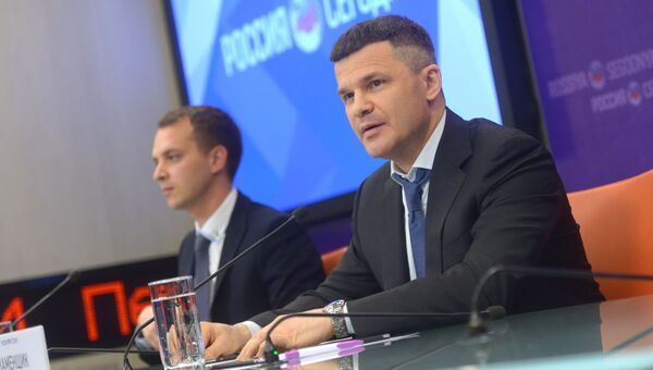 Брифинг председателя Совета директоров Московского аэропорта Домодедово Дмитрия Каменщика Брифинг председателя Совета директоров Московского аэропорта Домодедово Дмитрия Каменщика