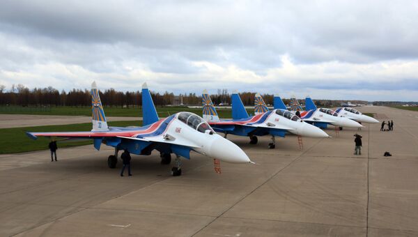 Русские Витязи получили первые четыре истребителя Су-30СМ. 14 октября 2016 Русские Витязи получили первые четыре истребителя Су-30СМ. 14 октября 2016