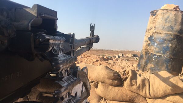 Огневая позиция сирийской армии в районе части ПВО на юге Алеппо Огневая позиция сирийской армии в районе части ПВО на юге Алеппо