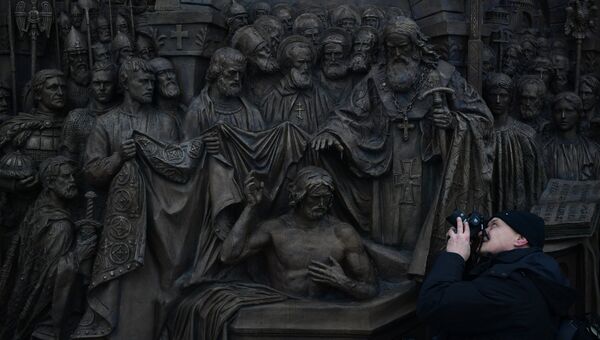 Открытие памятника князю Владимиру на Боровицкой площади Открытие памятника князю Владимиру на Боровицкой площади