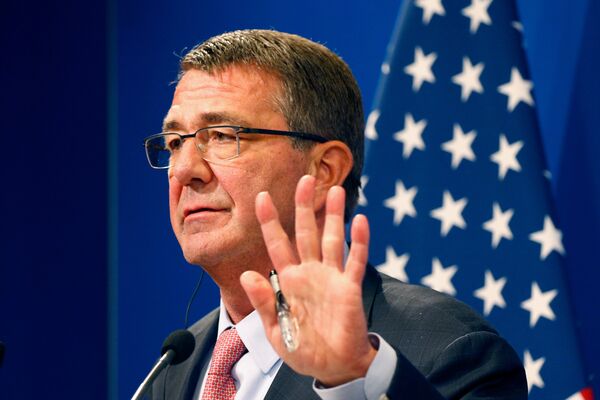 Министр обороны США Эштон Картер. 25 октября 2016 года Министр обороны США Эштон Картер. 25 октября 2016 года