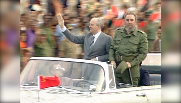 Фидель Кастро умер в возрасте 90 лет. Кадры из жизни кубинского революционера Фидель Кастро умер в возрасте 90 лет. Кадры из жизни кубинского революционера