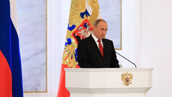 Президент РФ Владимир Путин выступает с ежегодным посланием Федеральному Собранию в Георгиевском зале Кремля. 1 декабря 2016 Президент РФ Владимир Путин выступает с ежегодным посланием Федеральному Собранию в Георгиевском зале Кремля. 1 декабря 2016