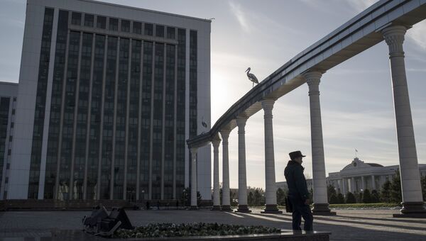 Здание министерства финансов Узбекистана в Ташкенте. Архивное фото. Здание министерства финансов Узбекистана в Ташкенте. Архивное фото.