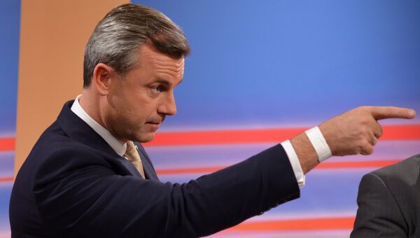 Кандидат в президенты Австрии от правой Партии свободы Норберт Хофер. 4 декабря 2016 Кандидат в президенты Австрии от правой Партии свободы Норберт Хофер. 4 декабря 2016