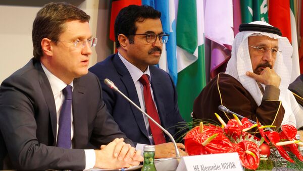 Александр Новак на переговорах между нефтедобывающими странами в Вене Александр Новак на переговорах между нефтедобывающими странами в Вене