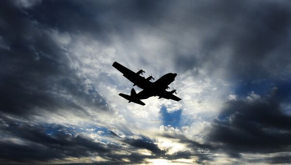 Военно-транспортный самолет С-130 Hercules. Архивное фото Военно-транспортный самолет С-130 Hercules. Архивное фото