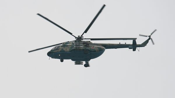 Вертолёт Ми-8, выполняющий поисково-спасательные работы у побережья Черного моря, где потерпел крушение самолет Минобороны РФ Ту-154 Вертолёт Ми-8, выполняющий поисково-спасательные работы у побережья Черного моря, где потерпел крушение самолет Минобороны РФ Ту-154