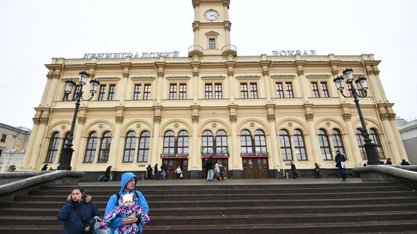 Здание Ленинградского вокзала. Архивное фото Здание Ленинградского вокзала. Архивное фото